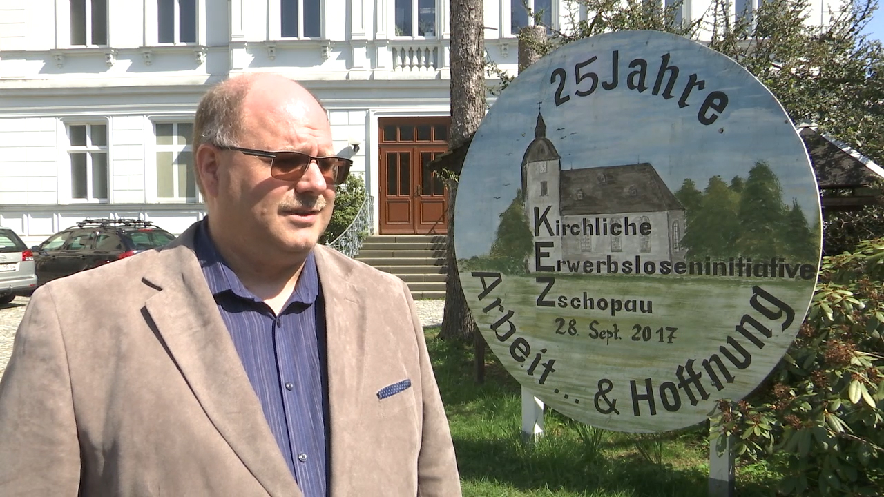 MEgional am 24. April 2019 mit der Scheckübergabe beim Radio PSR Sachsenmeister MEgional am 25. April 2019 mit dem neuen Leiter der KEZ